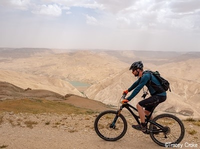 Bicycle Karak to Wadi Hasa
