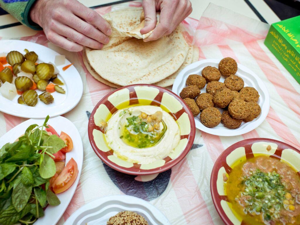 أفضل 10 مطاعم محلية في عمّان لعشاق الطعام الأصيل 2 Hashem